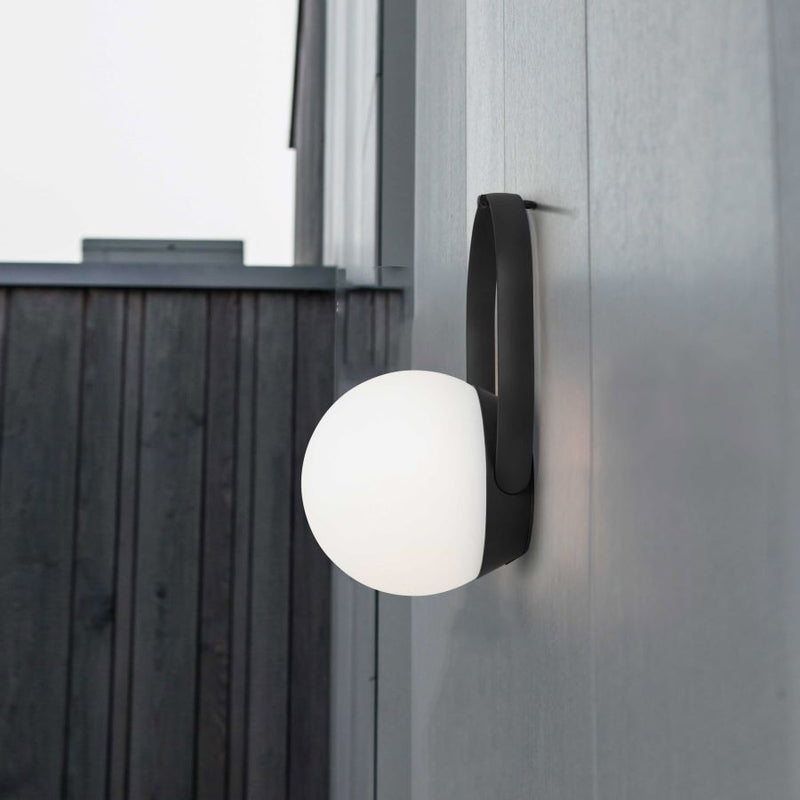 Cardi Colour Changing Portable Outdoor Lamp