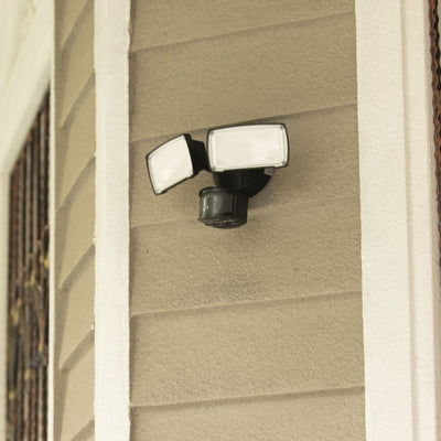 Chimera Double Security Light with PIR Motion Sensor